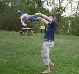 1D409050.webp