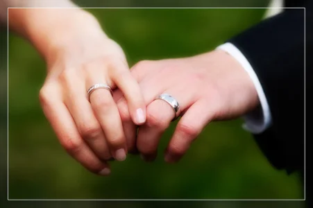 Wedding rings.webp