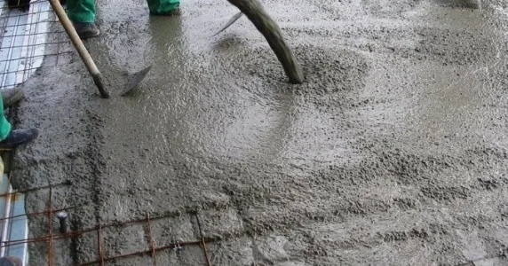 self-compacting-concrete.webp