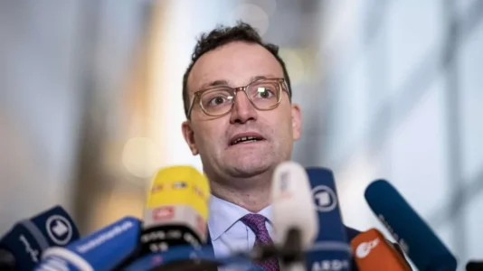 457296228-jens-spahn-sterbehilfe-gesundheitsminister-3Qea.webp