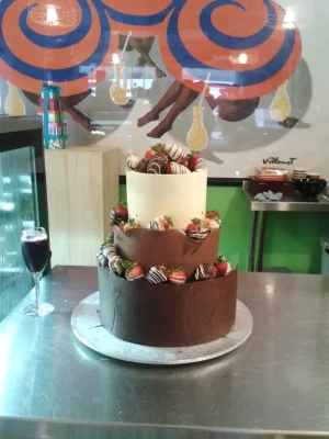 aquarela_launch-cake.webp