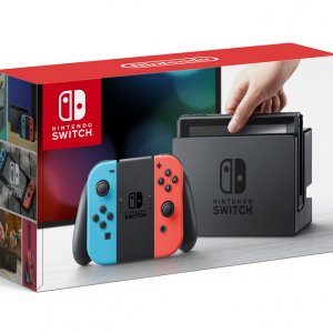 Front of Switch Retail Box