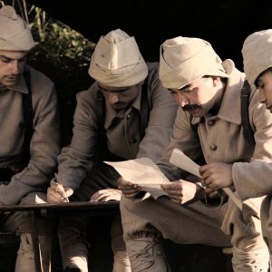 Çanakkale 1915 Filmi Çanakkale İçinde Türküsü