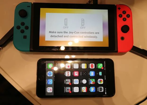 Switch next to iPhone 7 Plus