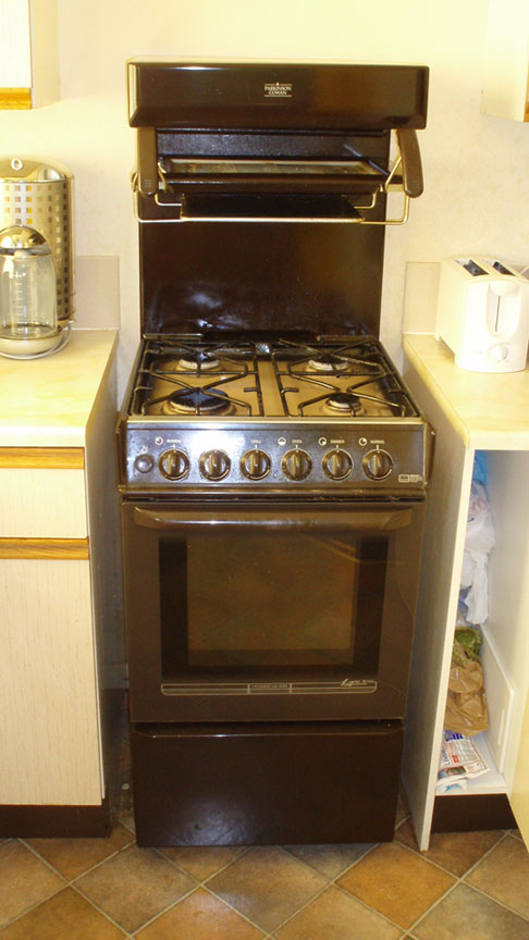 Strange%20Kitchen%20Device.jpg