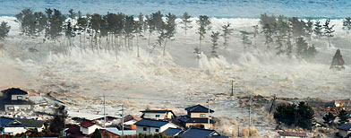 031111tsunami2.jpg