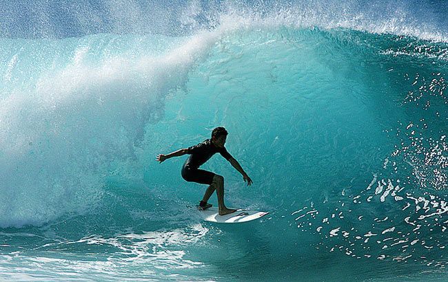 lanzarote-surfing.jpg