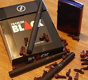300px-Djarum-blacks-kretek.jpg